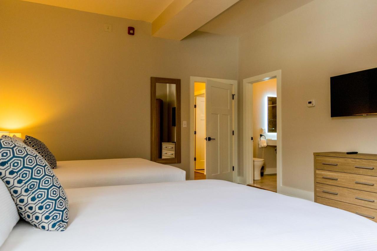 Lake Placid Inn: Main Street ภายนอก รูปภาพ